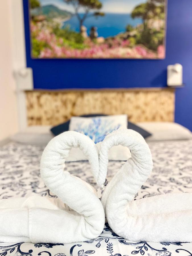 Blu Airport Room 菲乌米奇诺 外观 照片